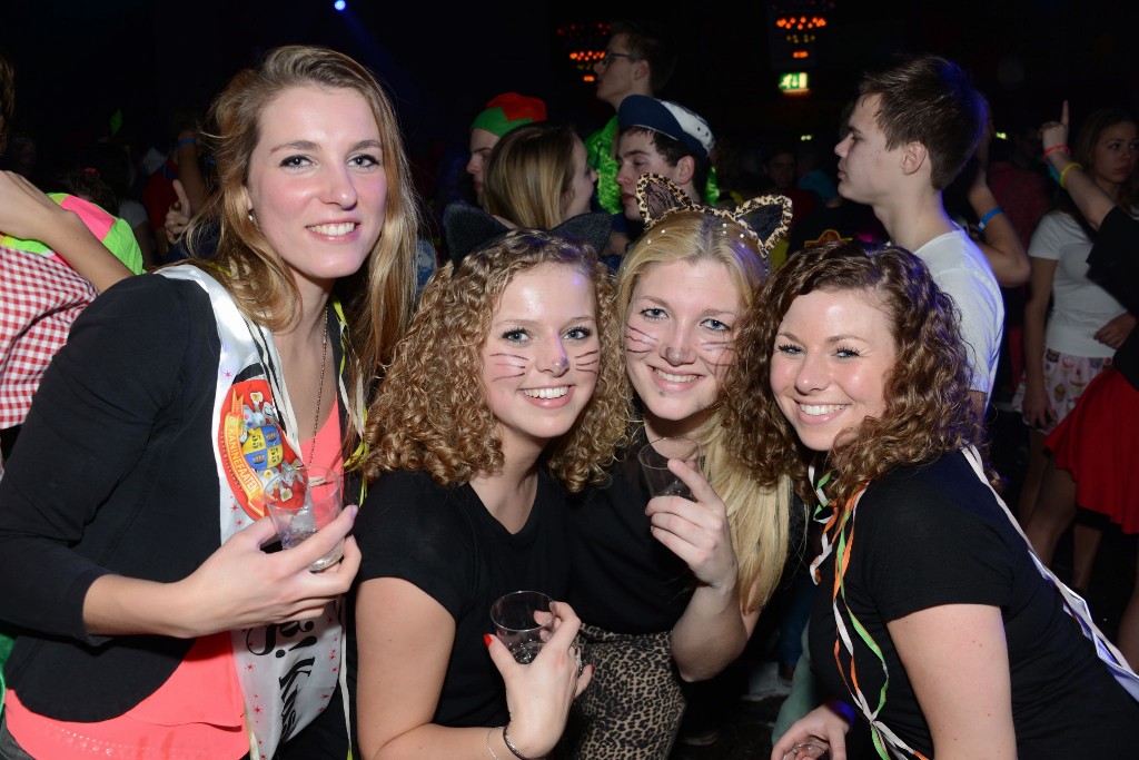 ../Images/Jubileum feest 5x11 479.jpg